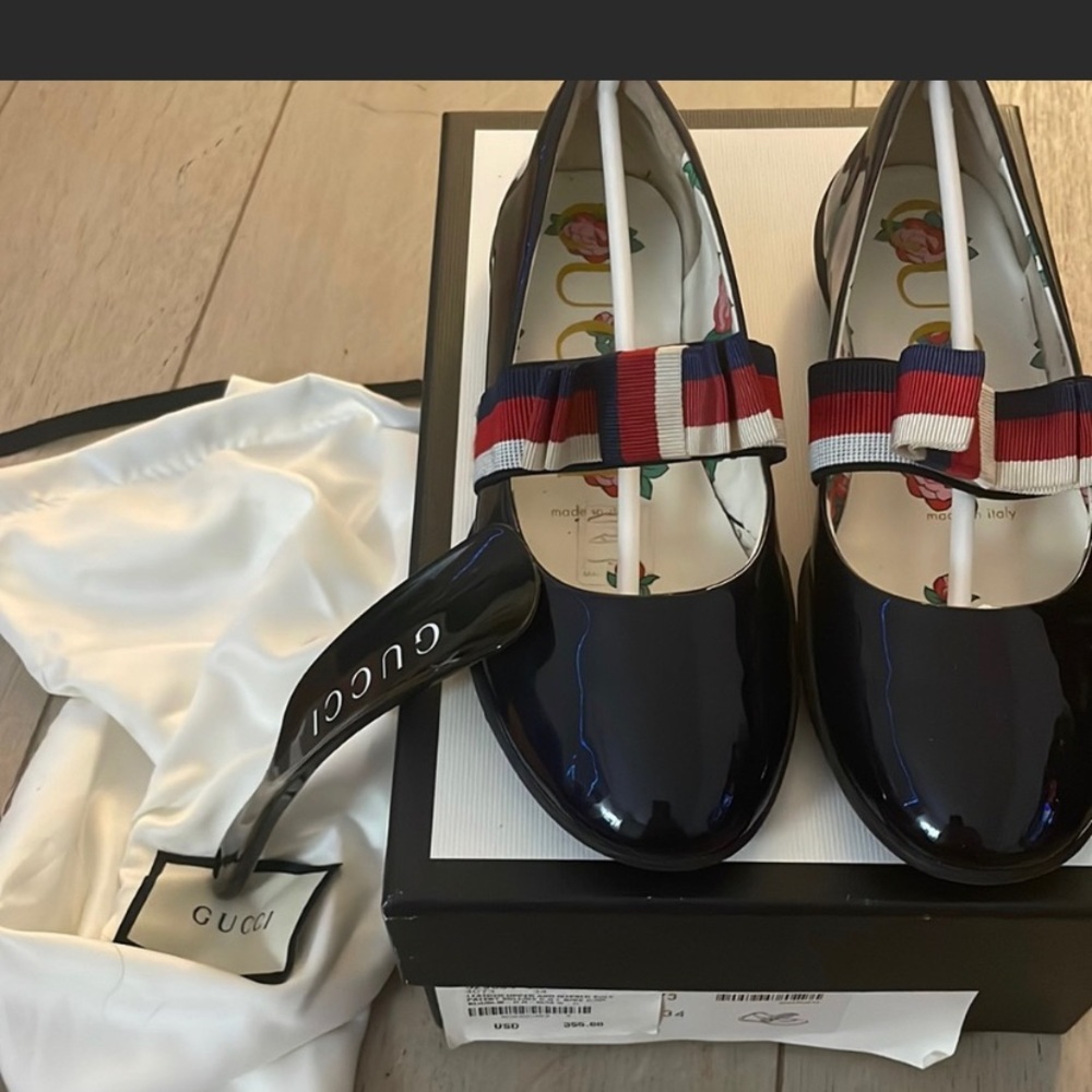 Gucci shoes